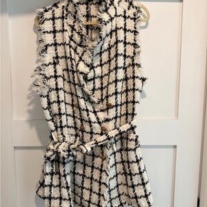 SHEIN Black and White Textured Vest